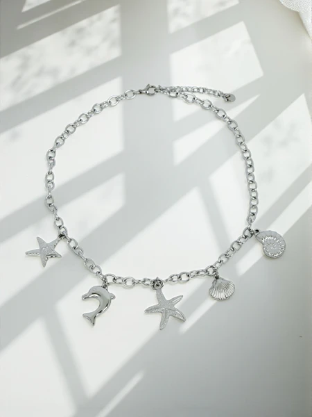 Vėrinys „Atena Charm Sea“ – auksiniai amuletai su jūros motyvais