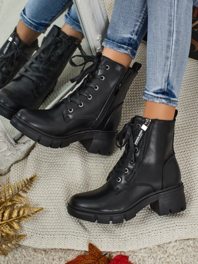 Eko odiniai aulinukai suvarstomi Nomelira