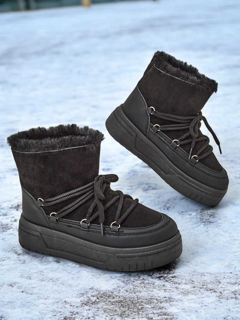 Женские сапоги с шнуровкой Royalfashion Moniuc