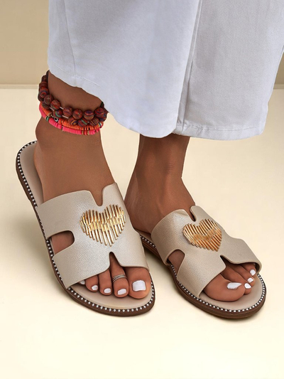 Royalfashion Women's Flat Sole Heart Chic Slides