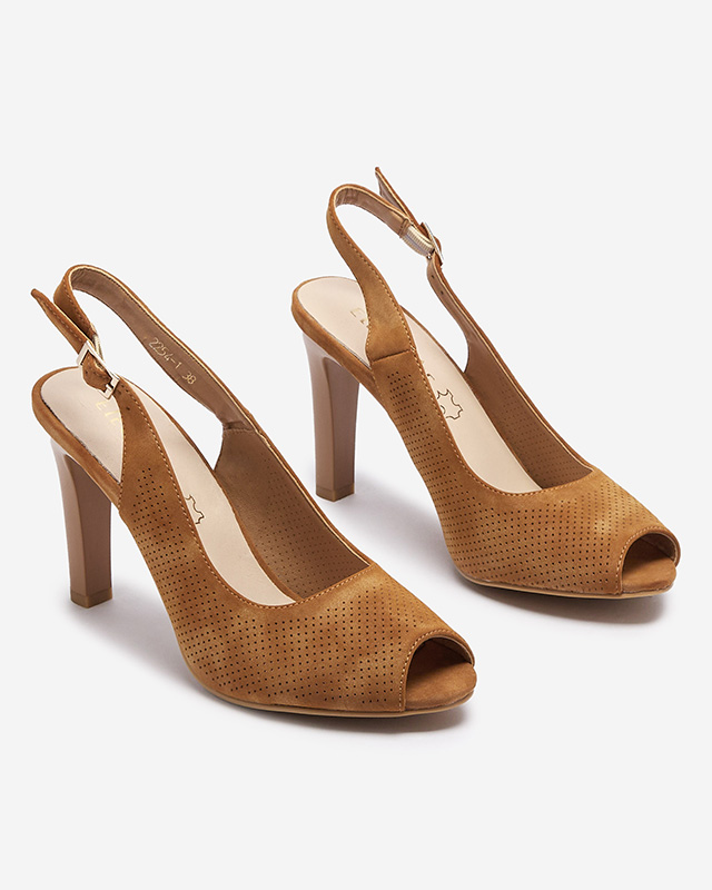 Коричневые женские босоножки на каблуке Phaenna