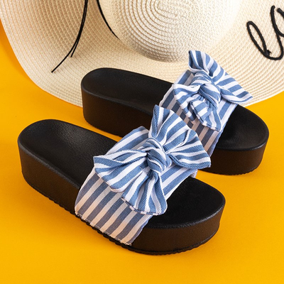 Женские шлепанцы на платформе в сине-белую полоску Strai