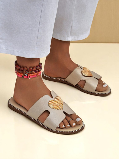 Royalfashion Women's Flat Sole Heart Chic Slides
