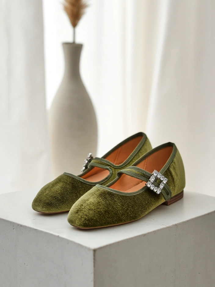 Royalfashion Женские балетки а-ля велюр с пряжкой и ремешком Enribes