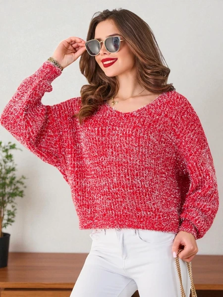 Royalfashion moterims skirtas megztinis su blizgiomis gijų