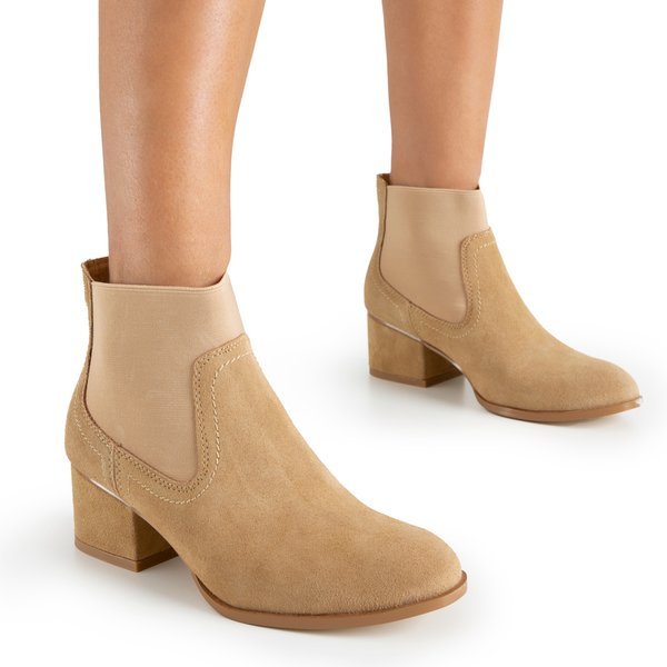 Beżowe damskie botki na płaskim obcasie Tarina - Obuwie