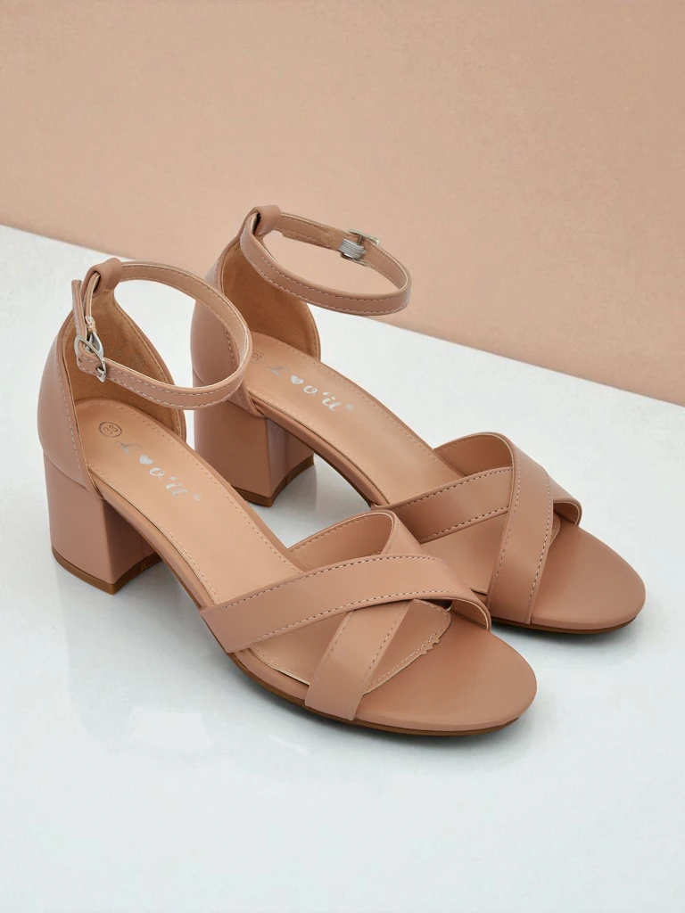 Royalfashion moteriškos basutės su žemu kvadratiniu kulnu Eleganza Strap