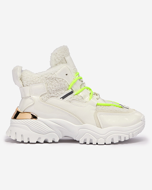 Balti moteriški sportiniai bateliai su kailiu ir neoninės žalios spalvos raišteliais "Sagglo- Footwear"