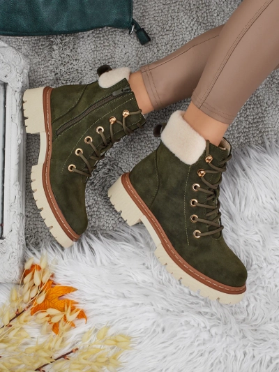 Moteriški aulinukai su kailiuku Tessara