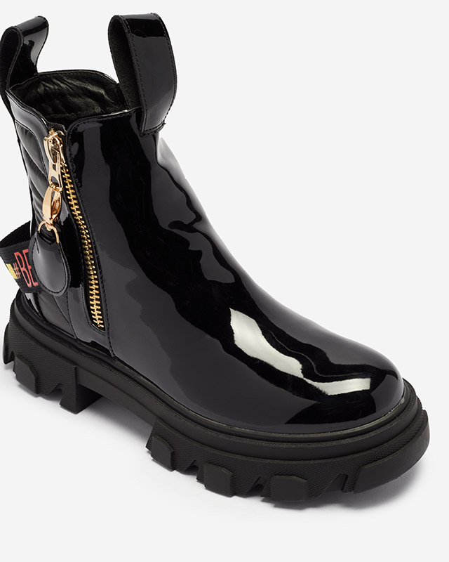 Moteriški juodi lakuoti batai Osallu - Avalynė