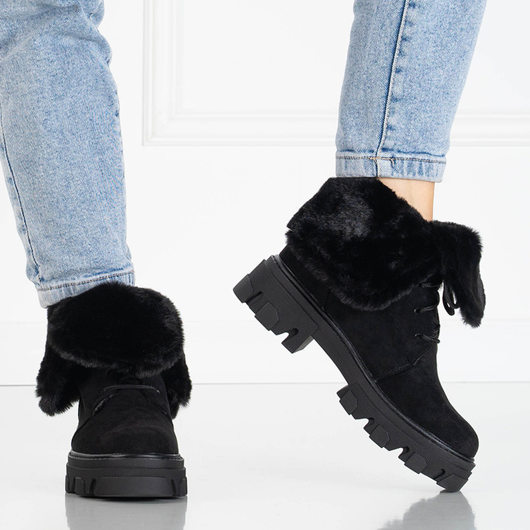 Черные женские ботинки Itsumi