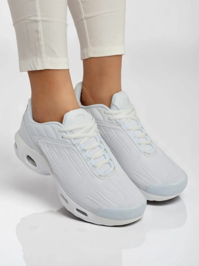 Royalfashion Sportowe sneakersy damskie Urban Motion - Kicksy dla królowej!