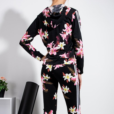 Женский спортивный комплект с рисунком - Одежда