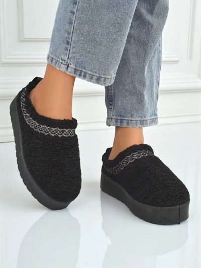 Krótkie śniegowce damskie z kożuszkiem Frost Veil – idealne na zimowe wojaże!