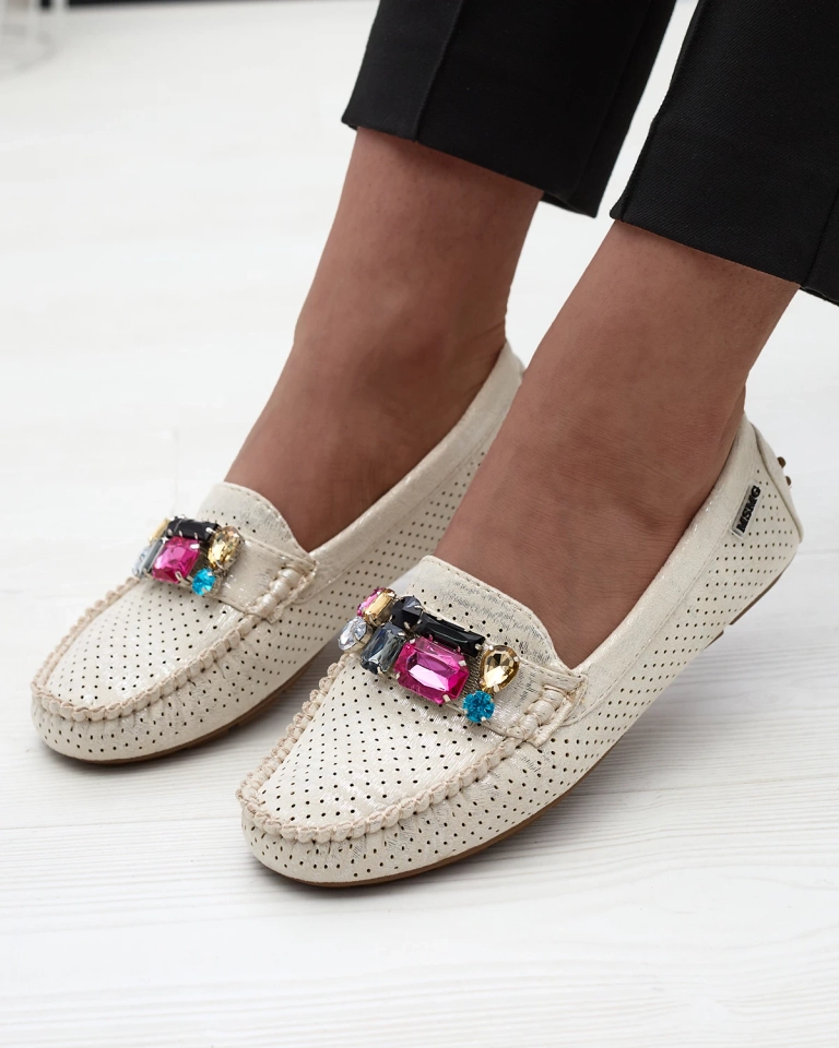 Кремовые женские ажурные мокасины с разноцветным декором Aqitic - Обувь