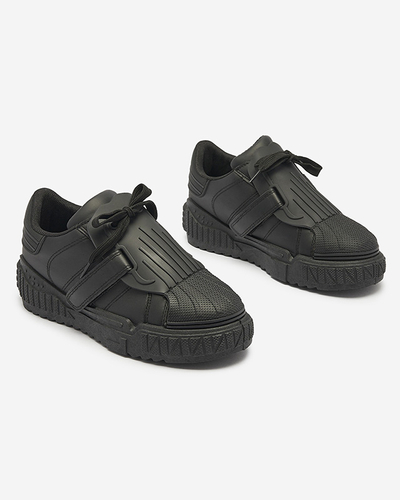 Juodi moteriški sportiniai bateliai su guminiais intarpais Inika - Avalynė