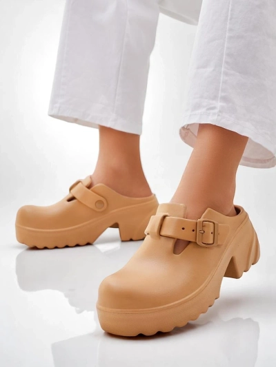 Royalfashion Женские резиновые сандалии на каблуке Voxones