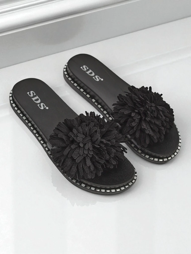 Royalfashion Женские шлепанцы на плоской подошве Flora Blide