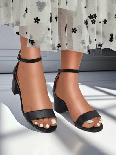 Женские сандалии Kallistia на каблуке из экокожи, черные 6 см