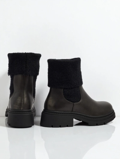 Moteriški eko odos aulinukai su kailiuku Kesy