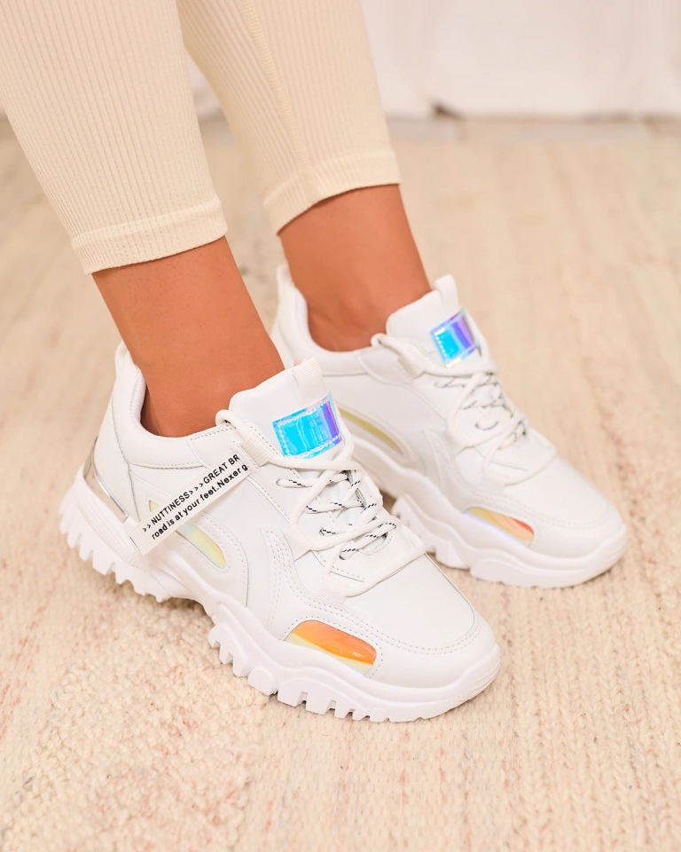 Baltos spalvos Holys moteriški sportbačiai - Avalynė