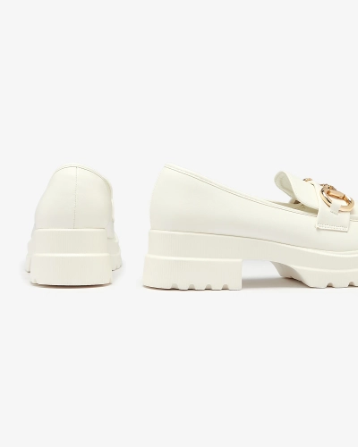 Белые женские мокасины с золотым декором Riasse - Обувь