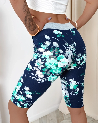 Женские шорты 3/4 темно-синие с зелеными цветами ПЛЮС РАЗМЕР - Одежда