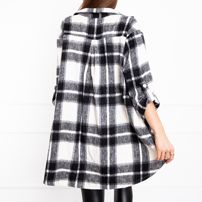 Moteriški juodos spalvos marškiniai - drabužiai