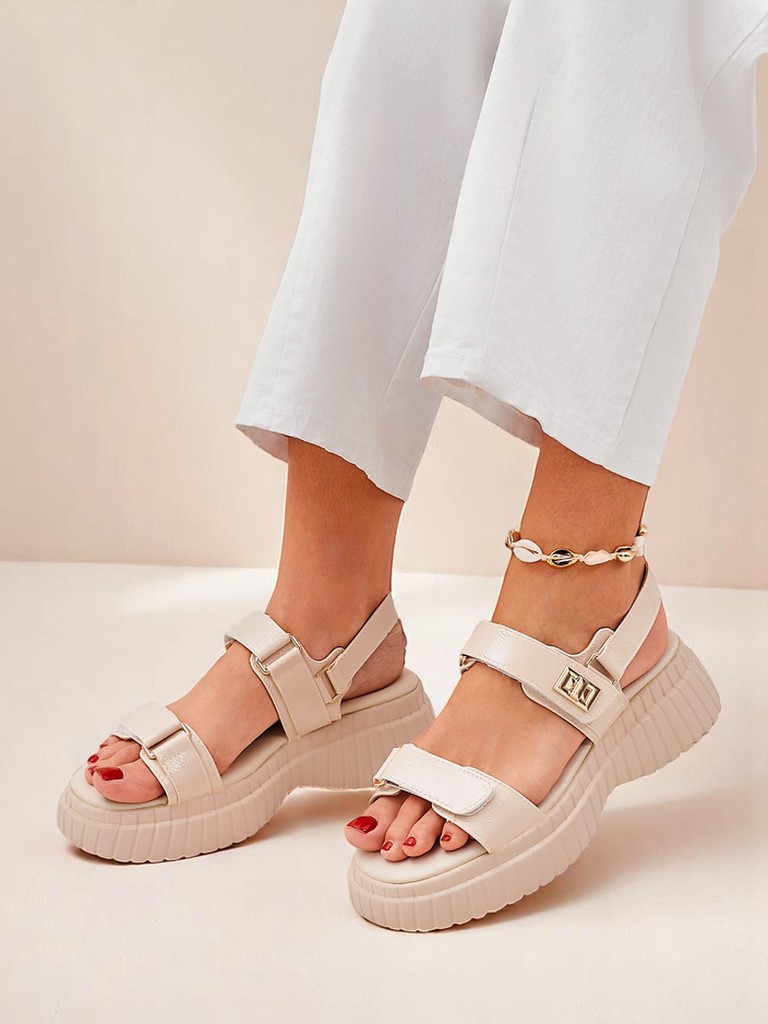 Royalfashion Женские сандалии на толстой подошве Aganda