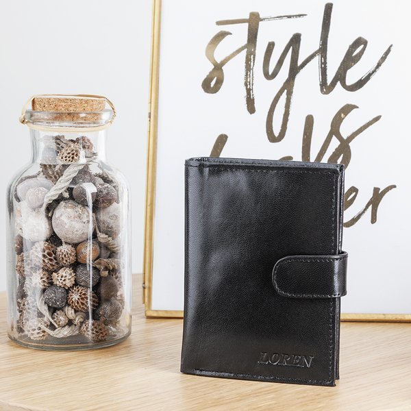 Czarny portfel męski zapinany guzikiem - Portfel