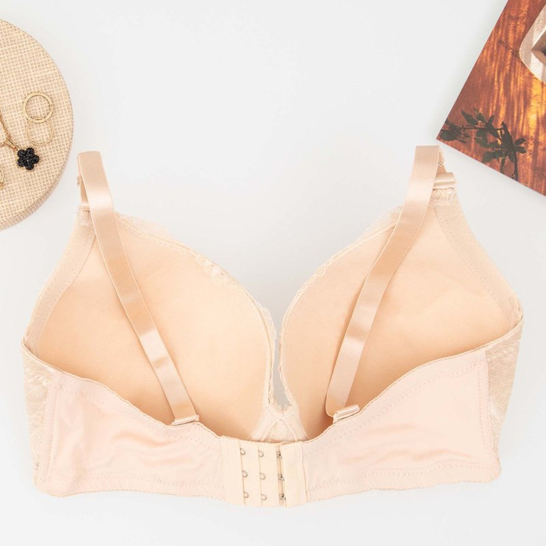 Smėlio spalvos liemenėlė su dekoratyviniais nėriniais - Apatinis trikotažas