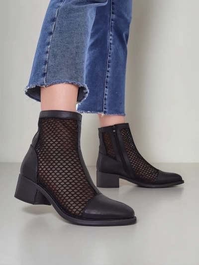 Royalfashion Перфорированные женские ботинки на низком каблуке Rowices