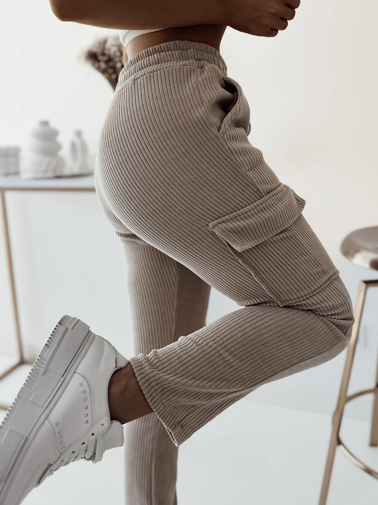 Royalfashion Smėlio spalvos briaunuotos moteriškos kovinės kelnės