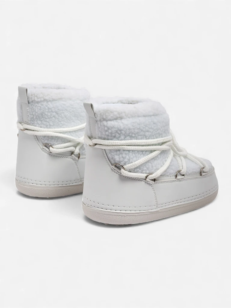 Moteriški sniego batai su kailiuku Uvella