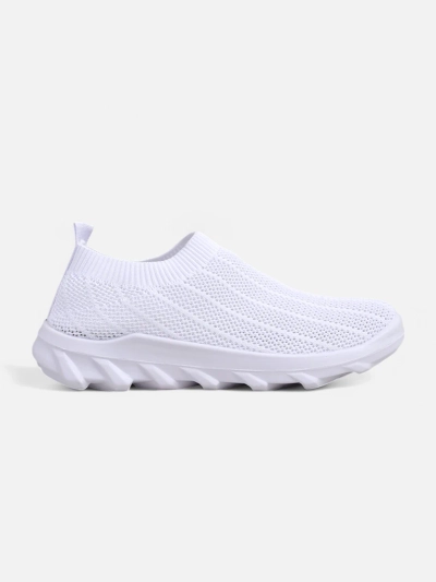 Women's white Astrea sneakers made of breathable fabric on a flat sole