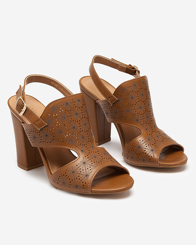 Коричневые ажурные босоножки женские на шпильке в мави. Обувь