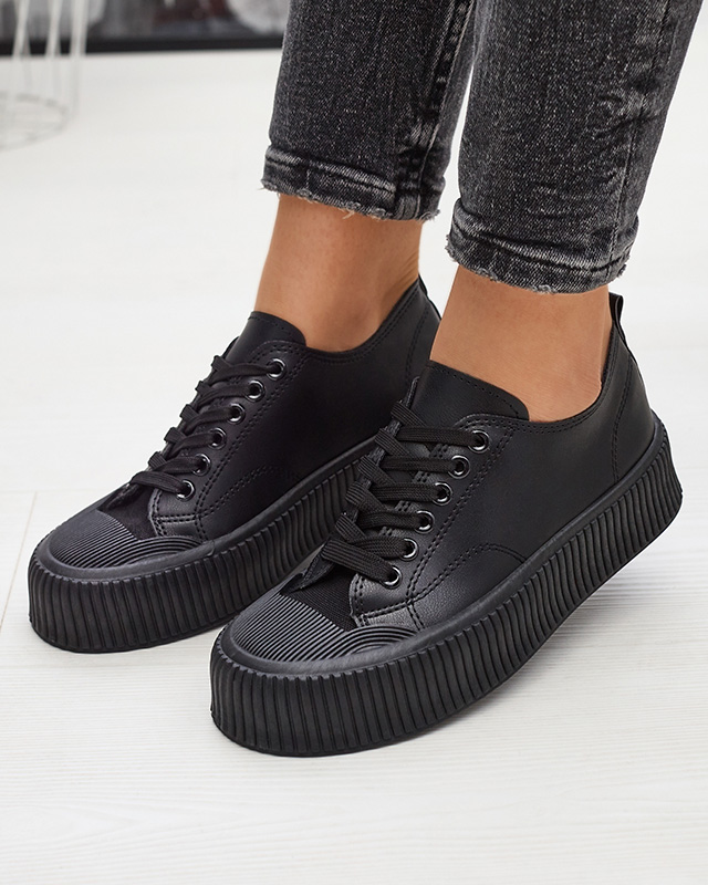 Juodi moteriški sportiniai bateliai ant platformos Koddop - Avalynė