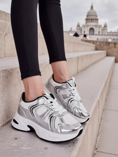 Royalfashion Женские кроссовки Resioo