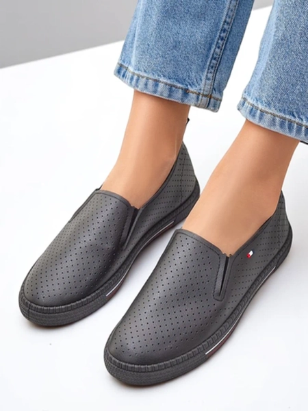 Royalfashion moterims skirtingos slip-on bateliai Vielles