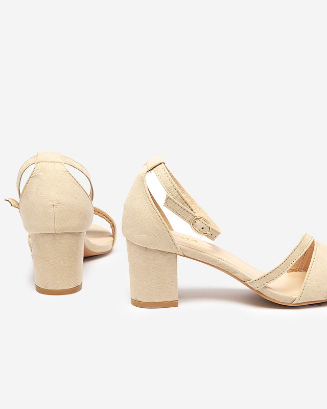 Moteriškos smėlio spalvos basutės ant stulpelio Eqro- Footwear