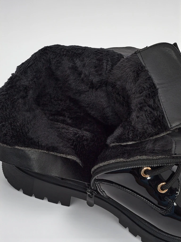 Alvinea aulinukai suvarstomi iš eko odos