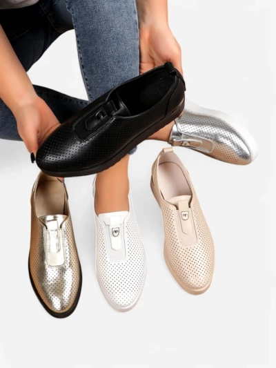 Royalfashion Slip-on moteriški perforuoti bateliai Goffies