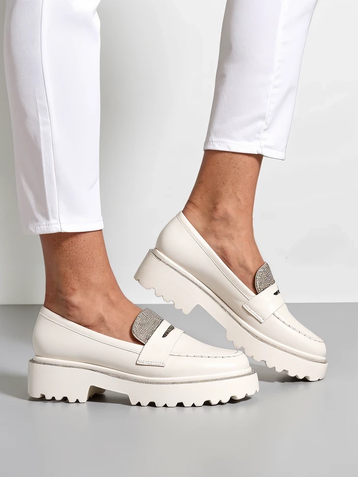 Royalfashion Женские мокасины с стразами Vinness