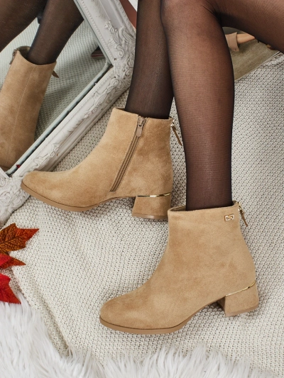 Moteriški eko zomšos aulinukai su storu kulnu Arshinea