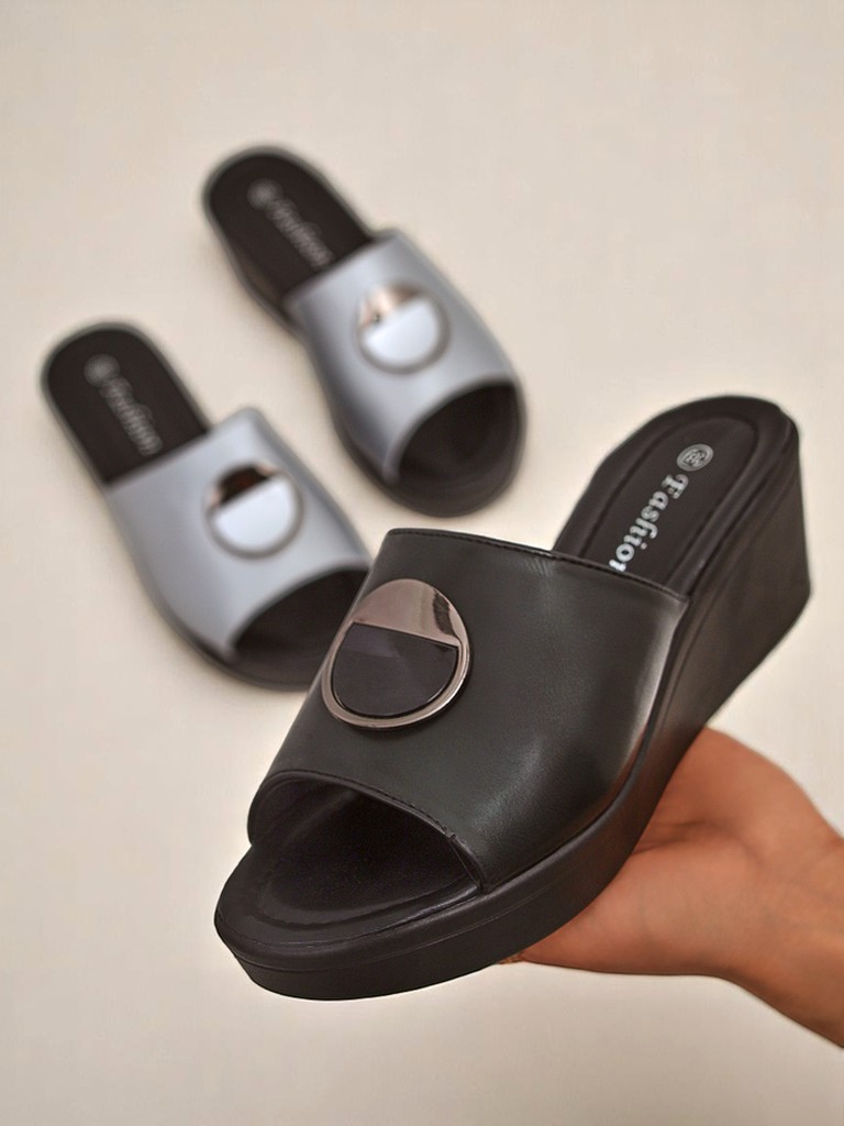 Royalfashion moteriškos basutės su platforma Elira