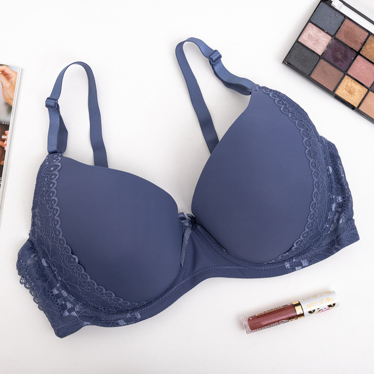 Violetinė moteriška liemenėlė su nėriniais - Apatinis trikotažas