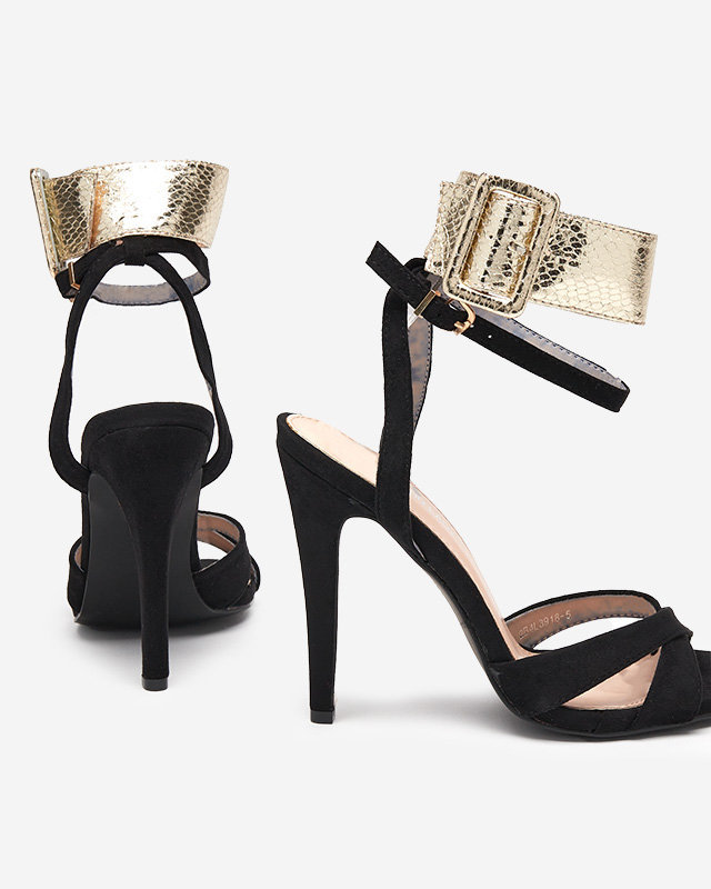 OUTLET Женские босоножки на черном высоком каблуке с золотистой полоской Magnessias - Обувь