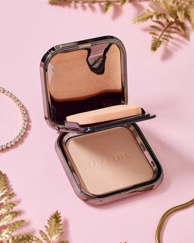 Luxelux ilgalaikis presuotas pudra 02