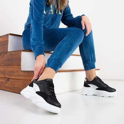 Черные женские кроссовки на платформе Minervina - Обувь