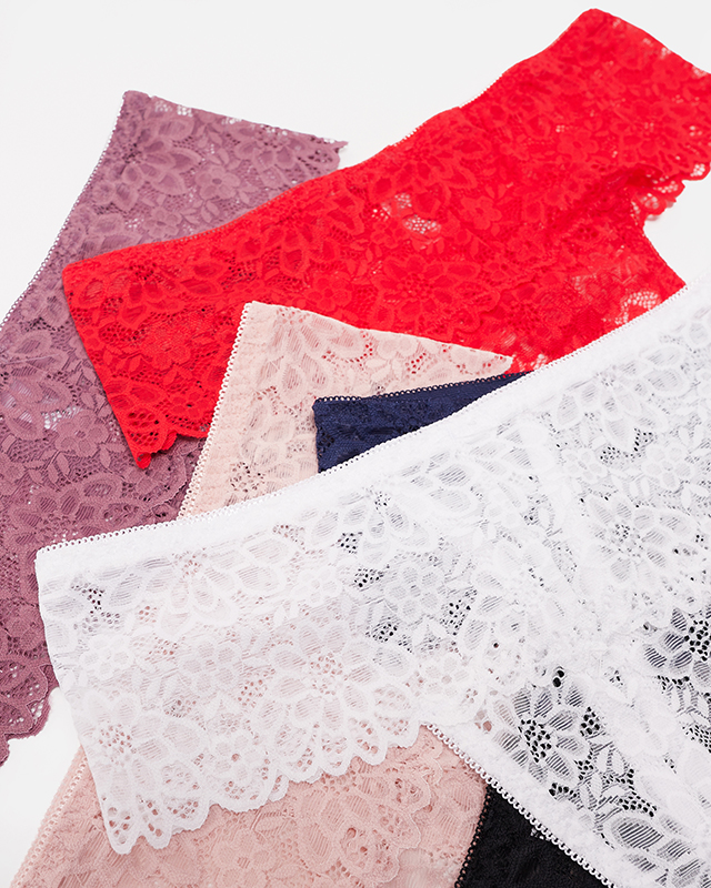 Moteriškų nėriniuotų kelnaičių komplektas PLIUS DYDIS 6 / pak. - Apatiniai rūbai